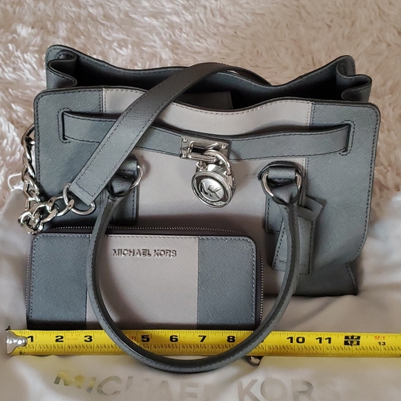 Michael Kors Handbags - Michael Kors purse
